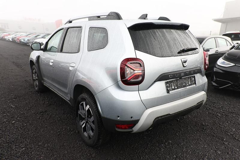 Gebraucht Dacia Duster Prestige 101 PS (74 kW) 2021 Highland grau metallic SUV