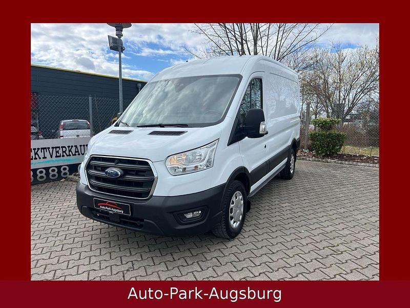 Gebraucht Ford Transit Trend 131 PS (96 kW) 2020 Weiß Van / Kleinbus