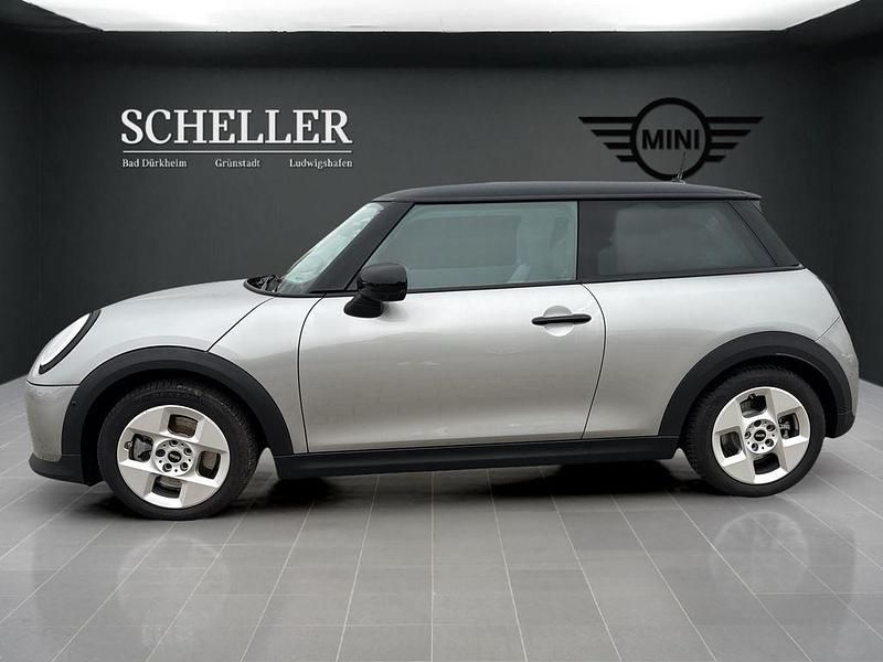 Gebraucht Mini Cooper 156 PS (114 kW) 2024 Silber Kleinwagen