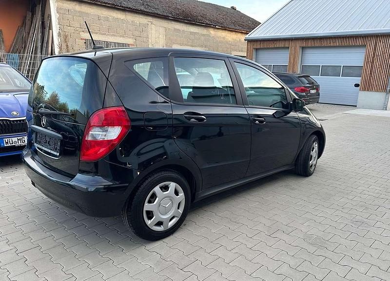 Gebraucht Mercedes A160 95 PS (69 kW) 2009 Schwarz Kleinwagen