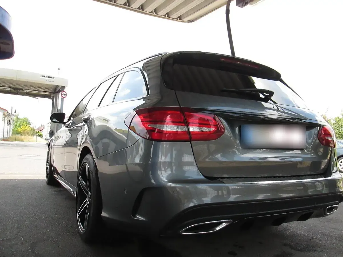 Gebraucht Mercedes C250 AMG line 204 PS (150 kW) 2016 Grau Kombi