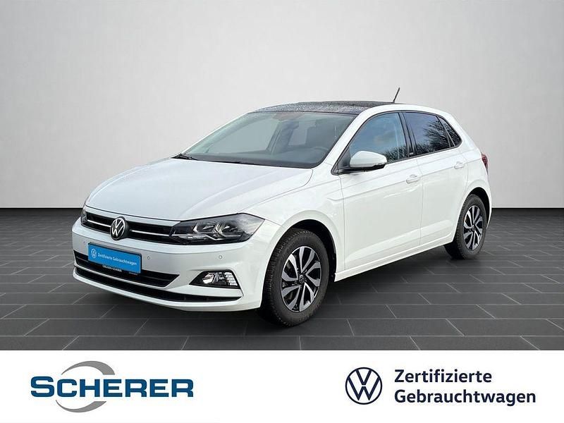 Pure white deep black perleffe Gebraucht 2021 VW Polo Active Limousine | 18.900 € (Fairer Preis) - Bild 1/4
