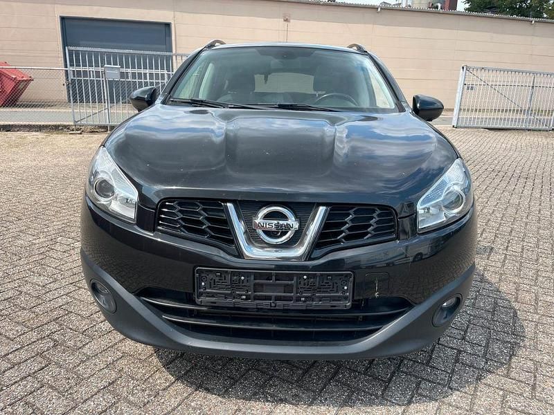 Schwarz Gebraucht 2014 Nissan Qashqai 360º SUV | 7.990 € (Guter Preis) - Bild 1/4
