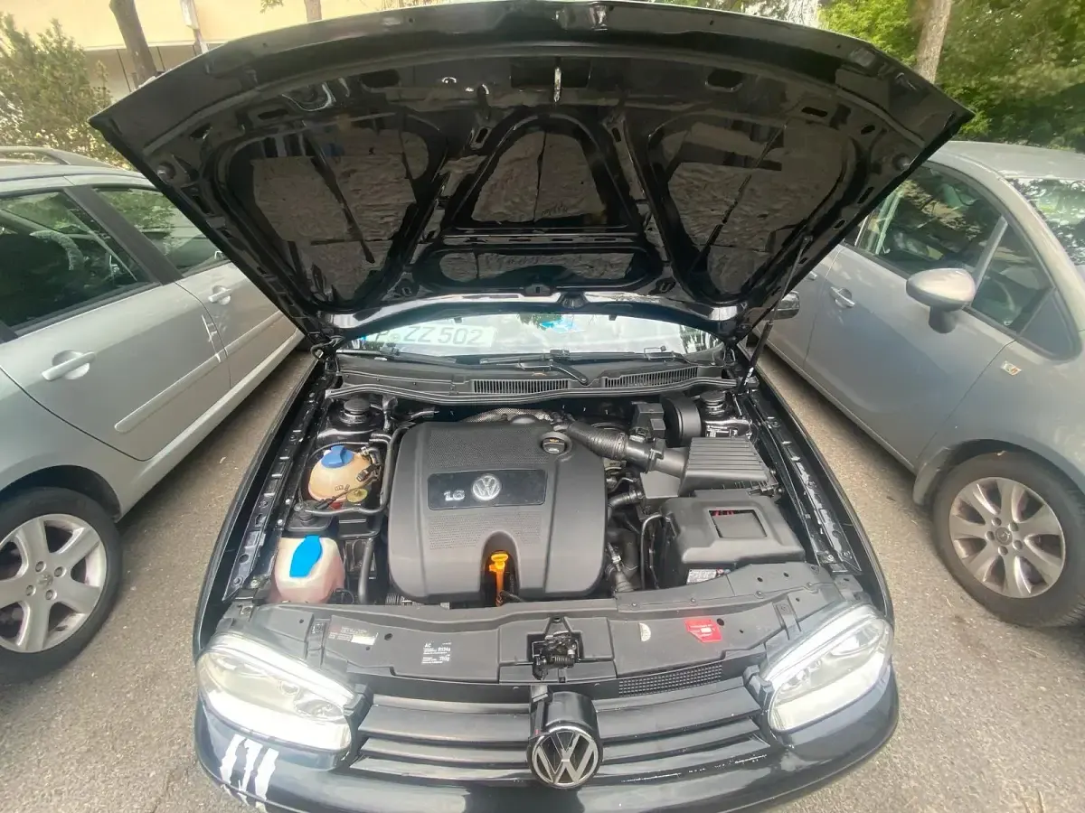 Gebraucht VW Golf IV 102 PS (75 kW) 2003 Schwarz Kleinwagen