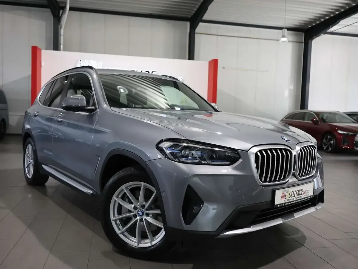 Gebraucht BMW X3 Sport Line 292 PS (214 kW) 2023 Grau SUV