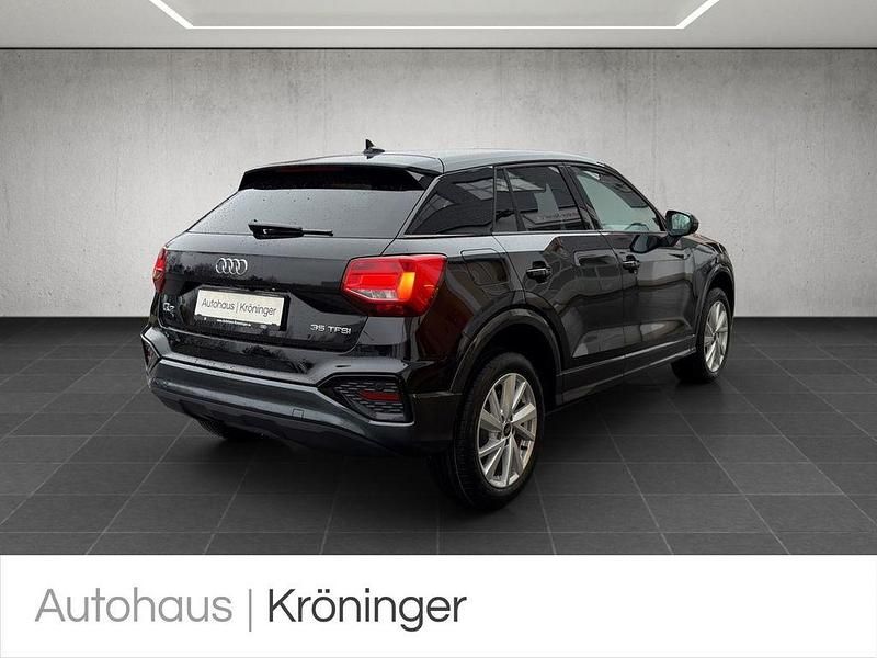 Neu Audi Q2 Advanced 150 PS (110 kW) 2026 Schwarz SUV