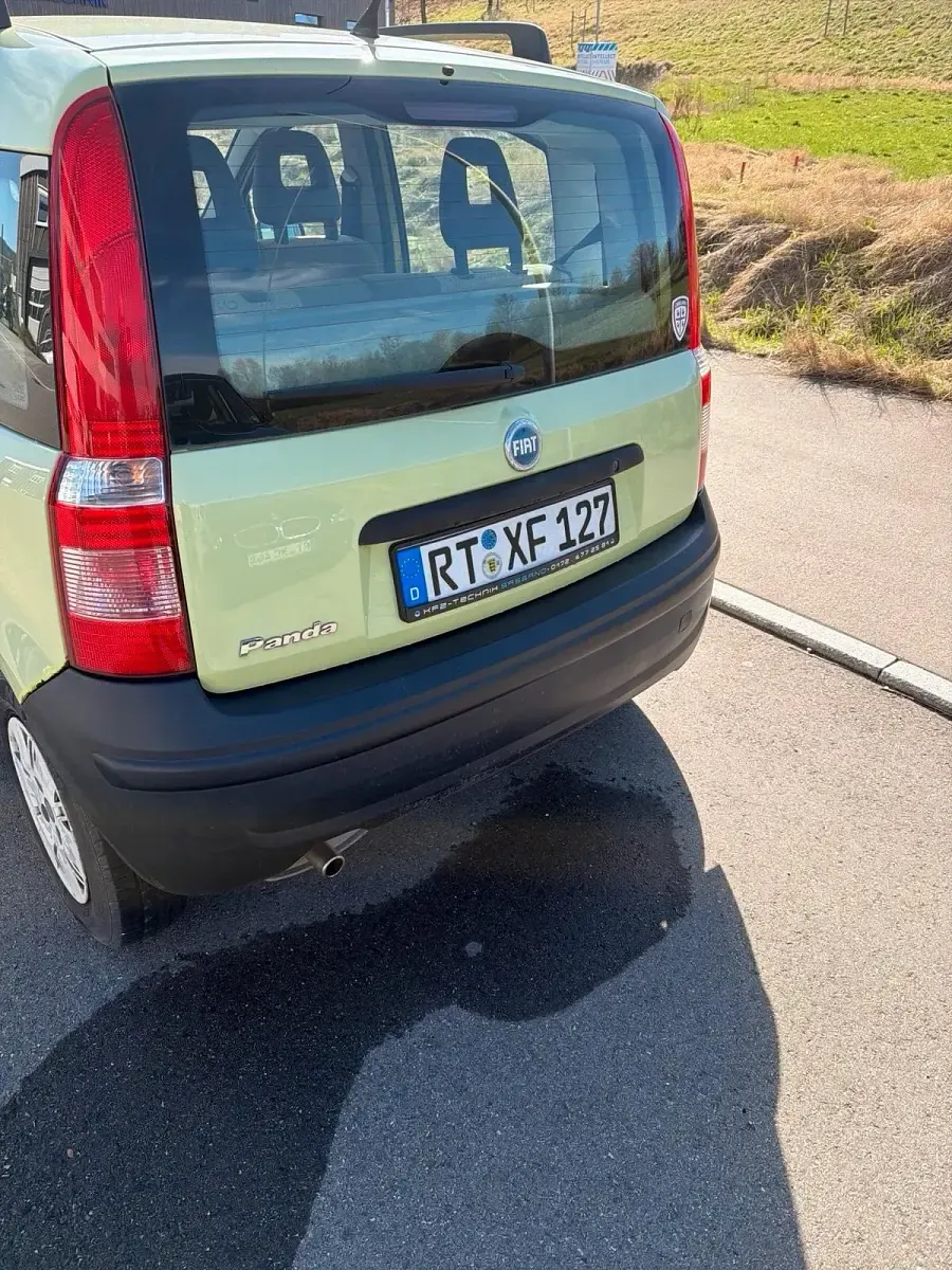 Używany Fiat Panda 54 KM (39 kW) 2005 Zielony Hatchback