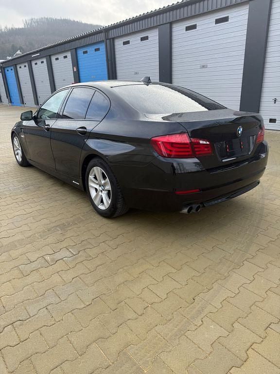 Gebraucht BMW 523 Performance 204 PS (150 kW) 2010 Schwarz Limousine