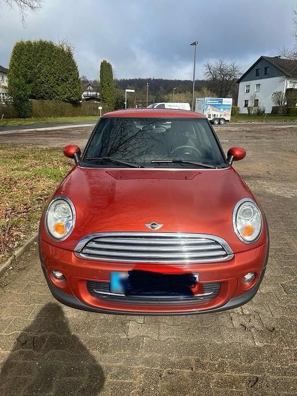 Gebraucht Mini Cooper 122 PS (89 kW) 2010 Orange Kleinwagen