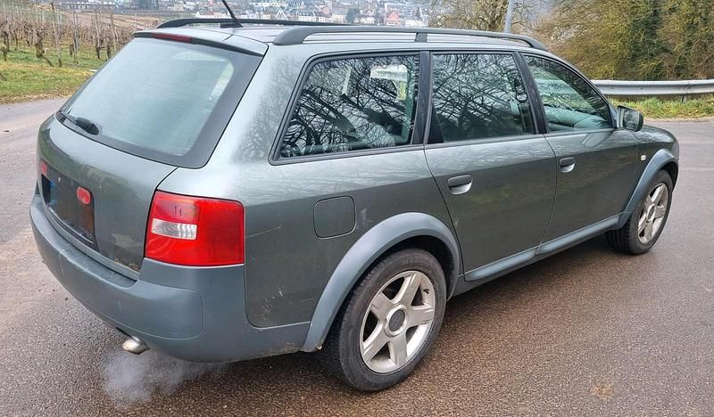 Gebraucht Audi A6 180 PS (132 kW) 2002 Grün Kombi