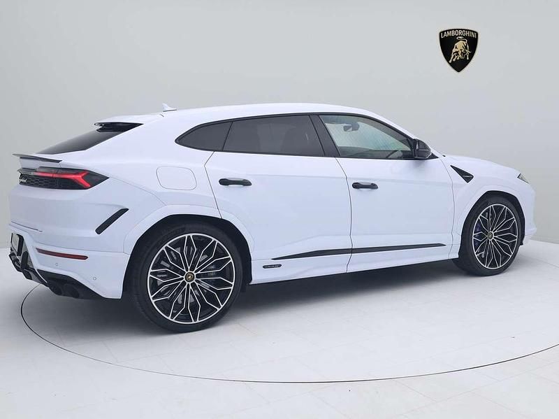 Second-hand Lamborghini Urus 799 CP (587 kW) 2025 Alb SUV
