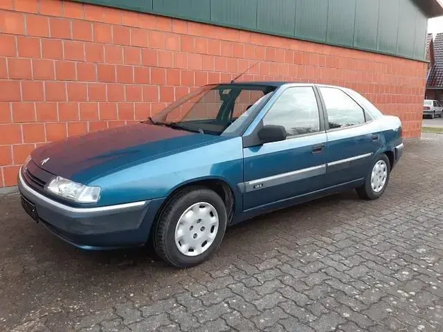 Gebraucht Citroën Xantia 68 PS (50 kW) 1994 Blau Kleinwagen