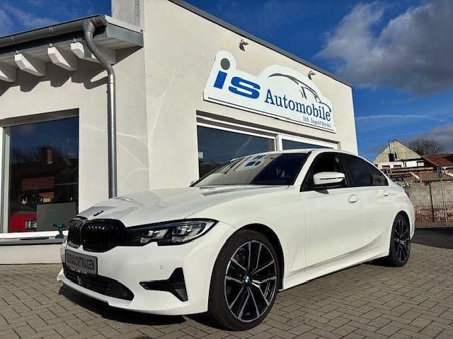 Gebraucht BMW 320 Advantage 190 PS (139 kW) 2019 Weiß Limousine