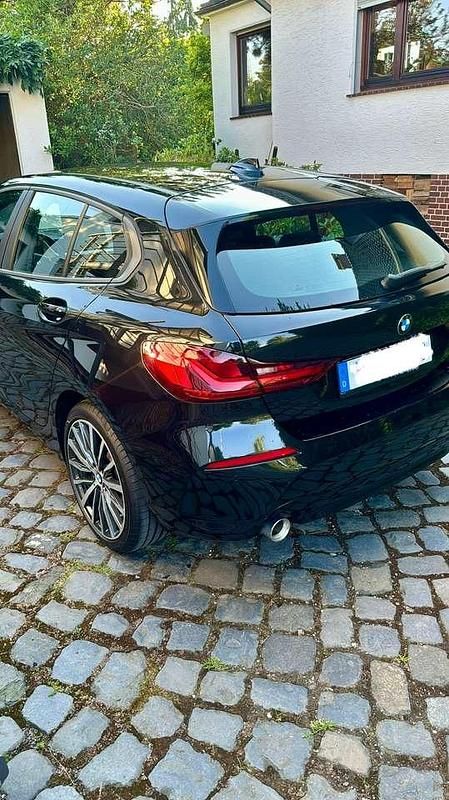 Gebraucht BMW 118 140 PS (102 kW) 2021 Schwarz Kleinwagen