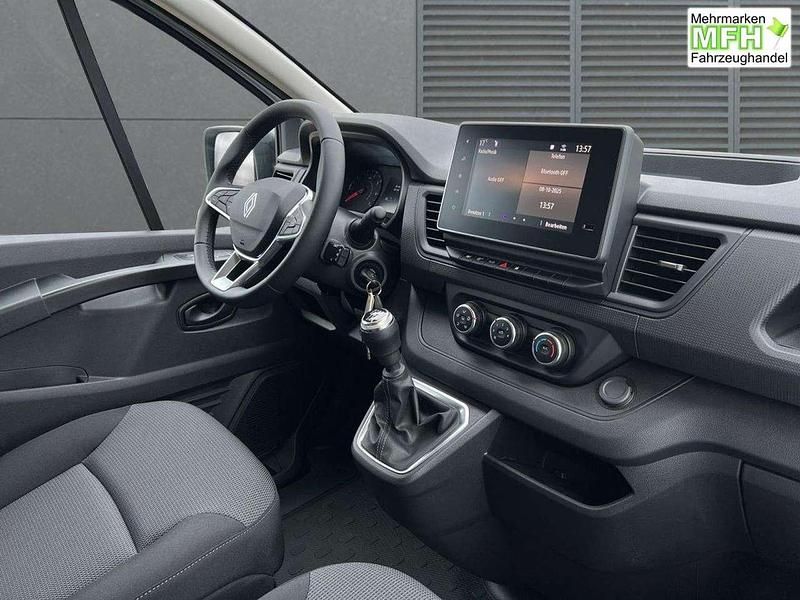 Neu Renault Trafic 131 PS (96 kW) 2025 Arktisweiß Van / Kleinbus