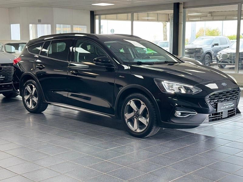 Gebraucht Ford Focus Active 125 PS (91 kW) 2019 Schwarz Kombi