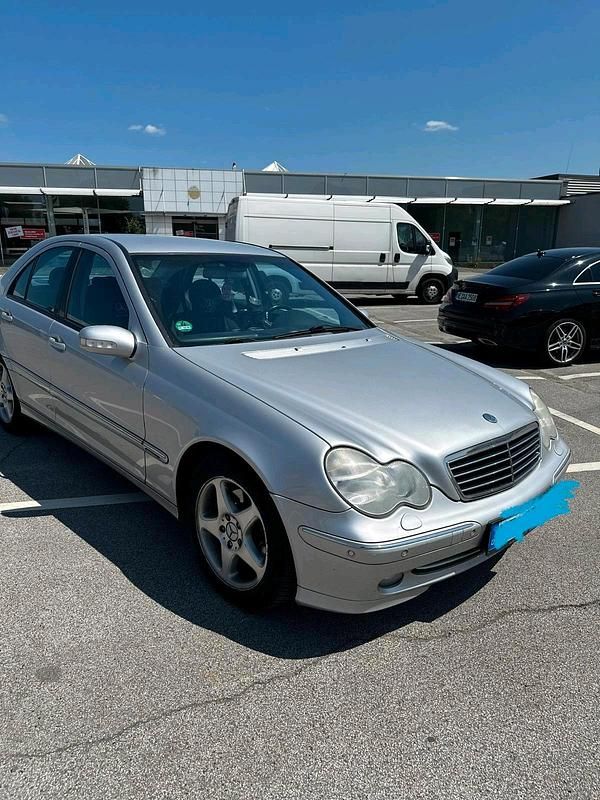 Gebraucht Mercedes C240 170 PS (125 kW) 2001 Silber Limousine