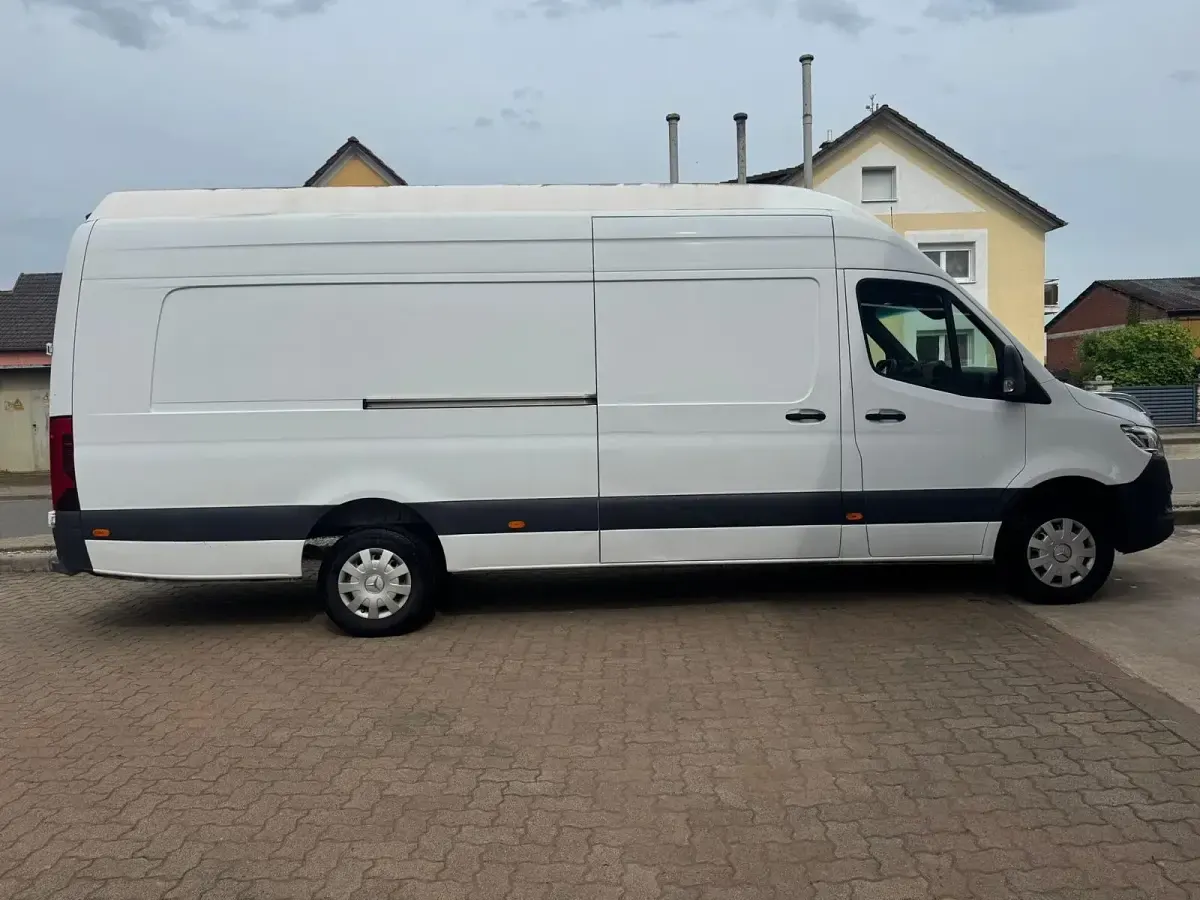 Gebraucht Mercedes Sprinter 163 PS (119 kW) 2019 Weiß Van