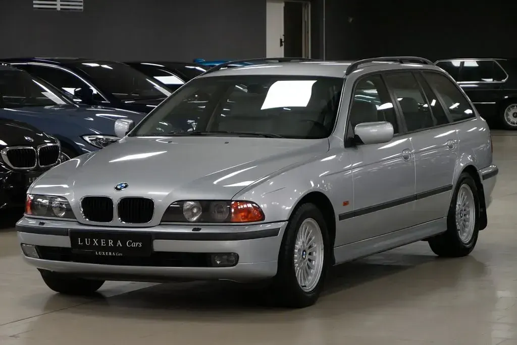 Gebraucht BMW 528 Shadowline 193 PS (141 kW) 1997 Silber Kombi