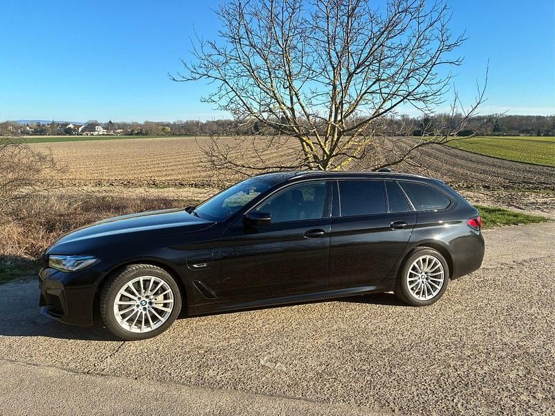 Gebraucht BMW 530e 292 PS (214 kW) 2021 Schwarz Kombi