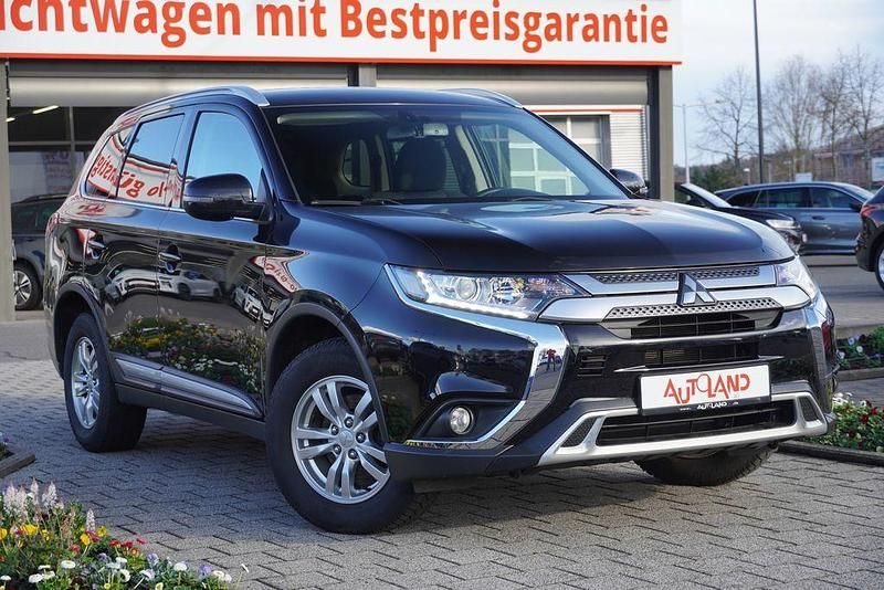 Gebraucht Mitsubishi Outlander 150 PS (110 kW) 2019 Schwarz SUV