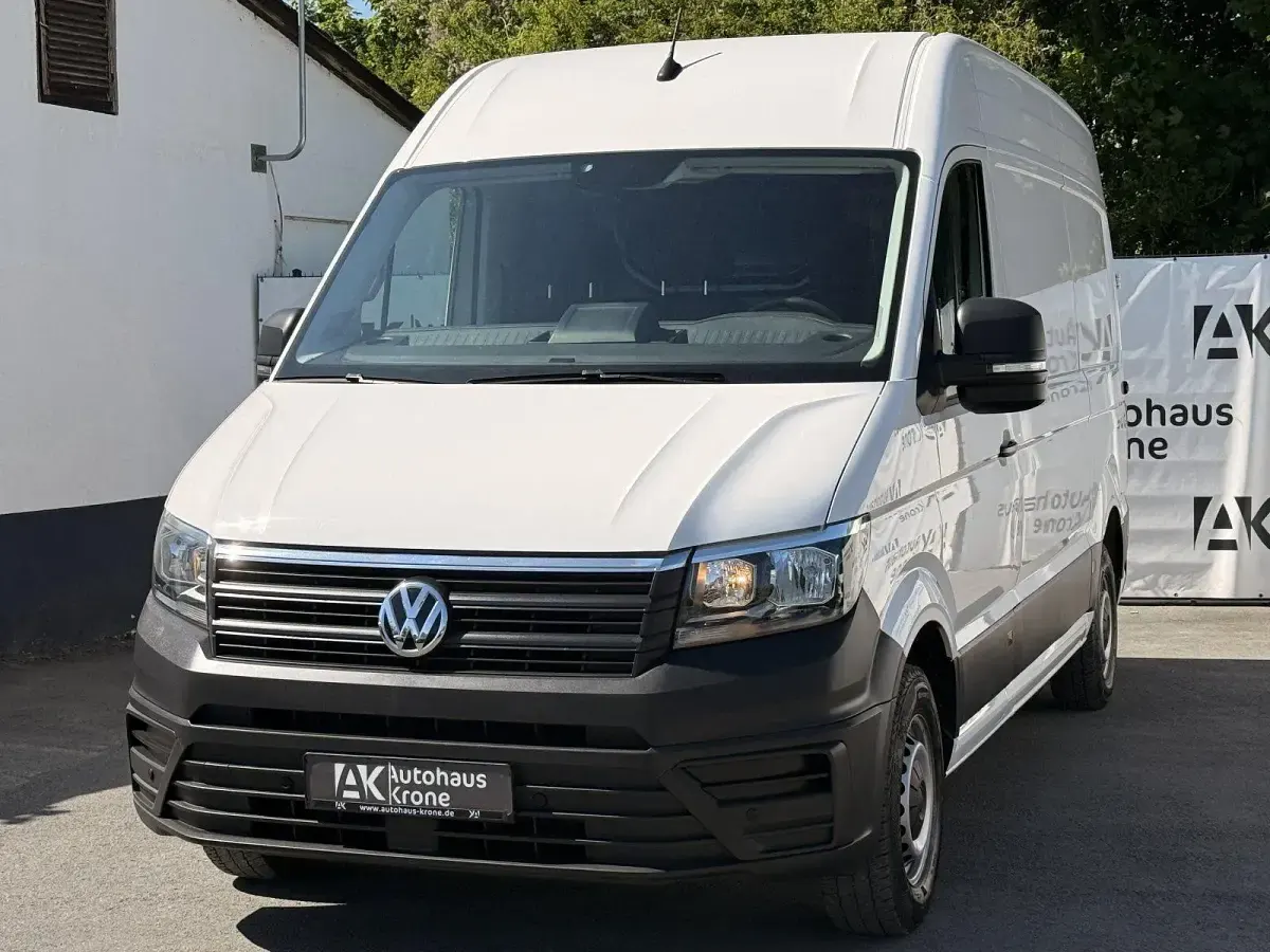 Używany VW Crafter 140 KM (102 kW) 2021 Biały Van