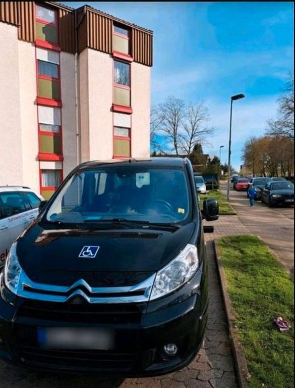 Second-hand Citroën Jumpy 169 CP (124 kW) 2015 Negru Monovolum