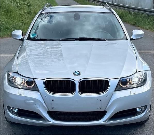 Brugt BMW 320 177 HK (130 kW) 2010 Sølv Stationcar