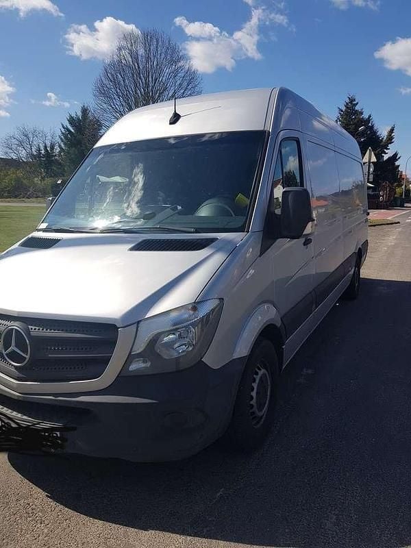 Second-hand Mercedes Sprinter 143 CP (105 kW) 2017 Argintiu Van