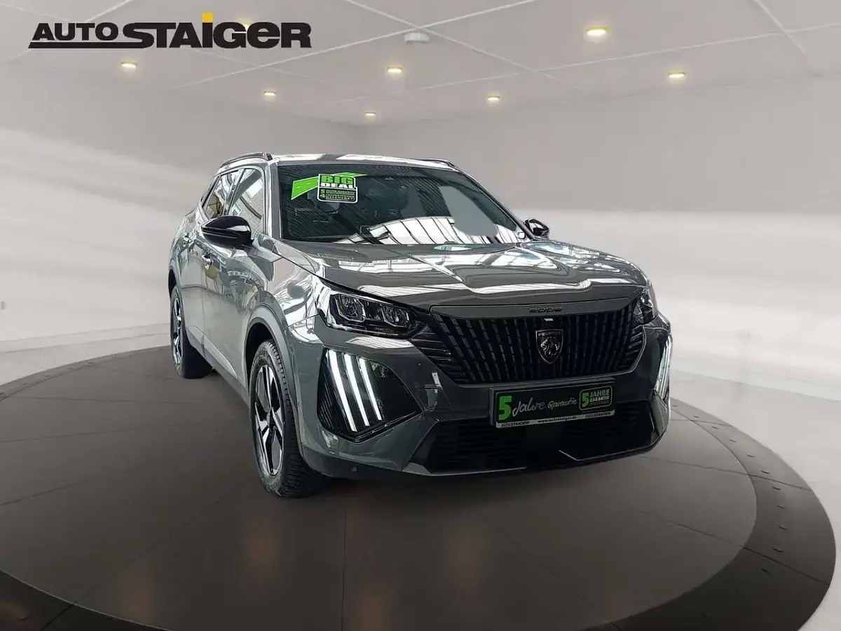 Gebraucht Peugeot 2008 Allure 131 PS (96 kW) 2024 Grau SUV