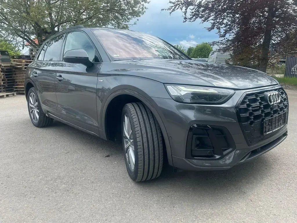 Gebraucht Audi Q5 S-Line 204 PS (150 kW) 2021 Daytonagrau SUV