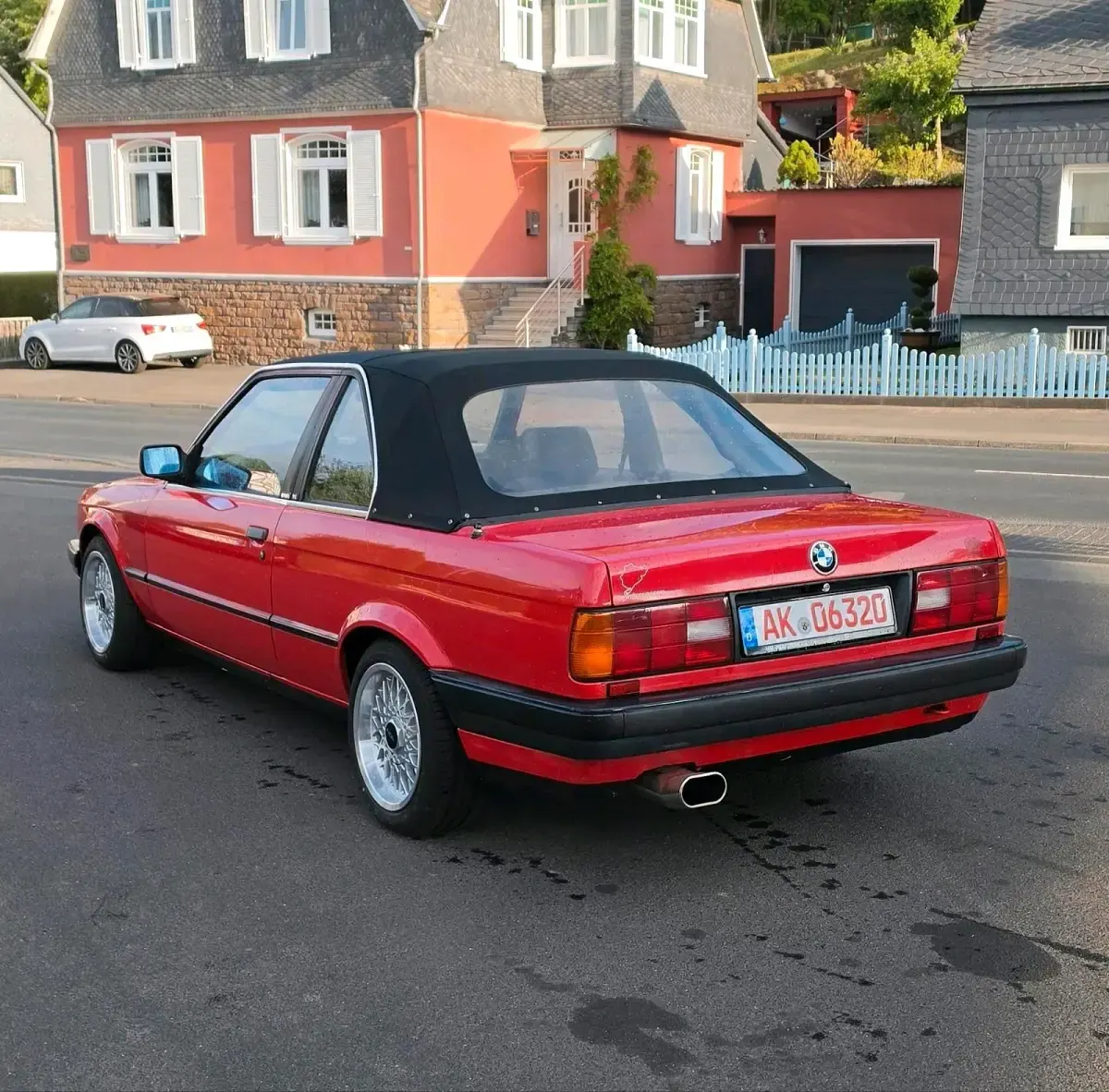 Gebraucht BMW 316 100 PS (73 kW) 1990 Rot Cabrio