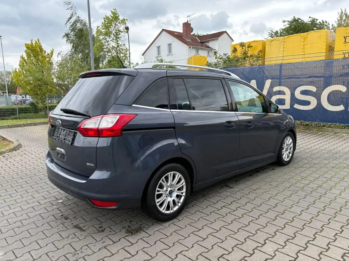 Używany Ford Grand C-Max Titanium 150 KM (110 kW) 2011 Szary Minivan