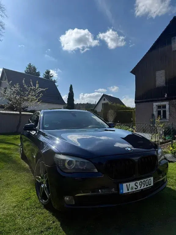 Gebraucht BMW 730L 245 PS (180 kW) 2010 Schwarz Limousine