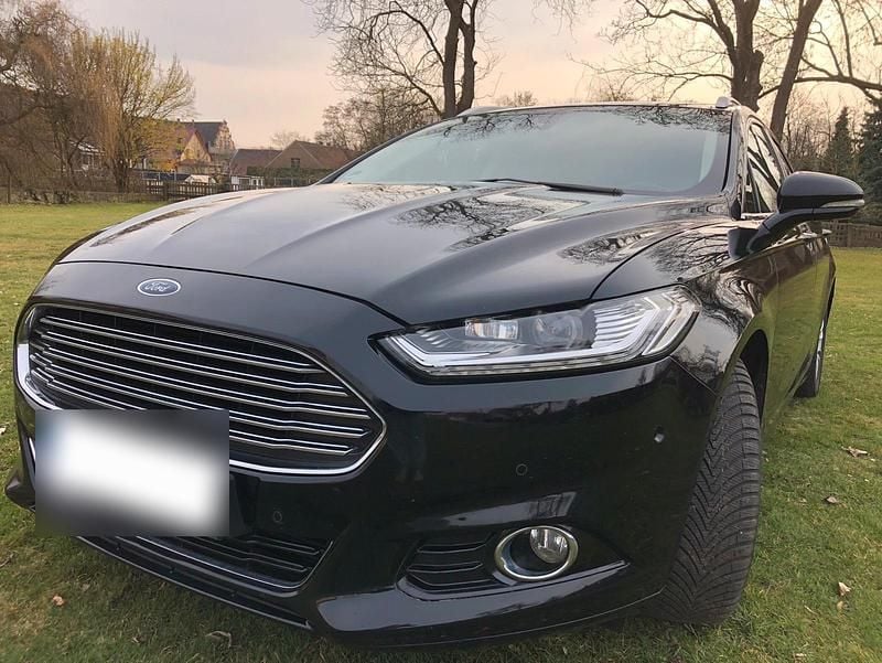 Gebraucht Ford Mondeo 180 PS (132 kW) 2017 Schwarz Limousine