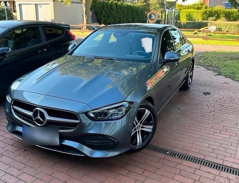Second-hand Mercedes C180 2022 Gri Berlinǎ