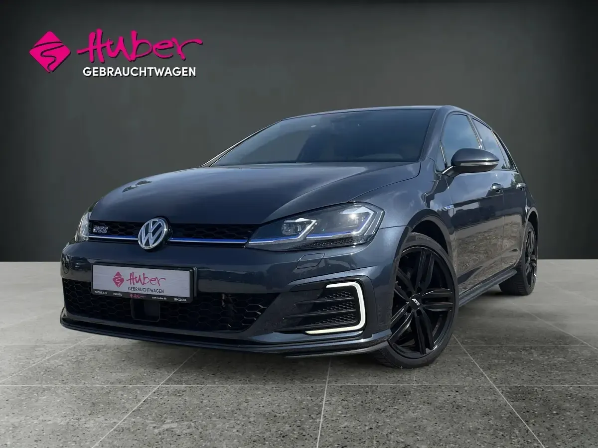 Gebraucht VW Golf VII GTE 150 PS (110 kW) 2018 Limousine