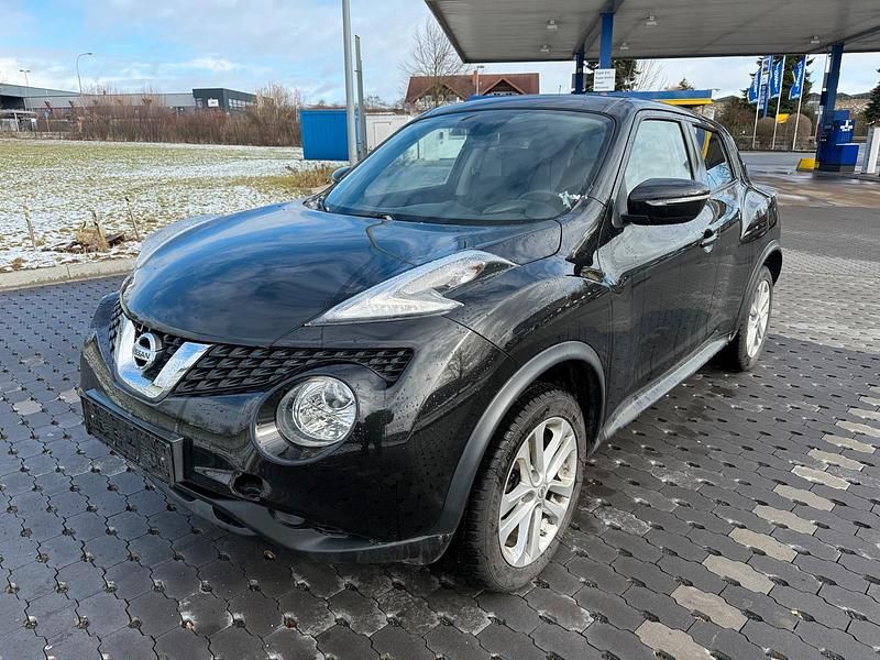 Usado Nissan Juke 116 HP (85 kW) 2015 Preto SUV