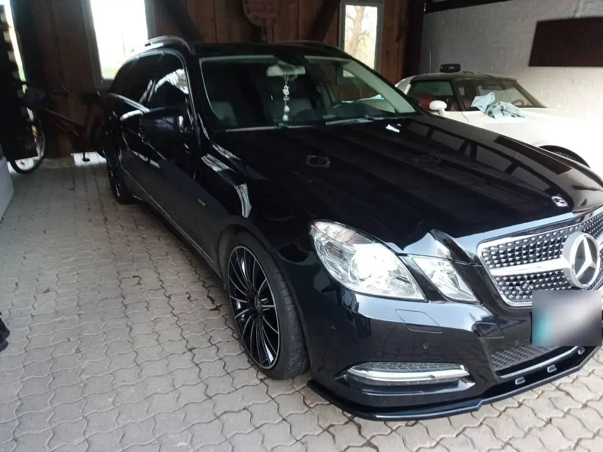 Gebraucht Mercedes 200 AMG 136 PS (100 kW) 2012 Schwarz Kombi