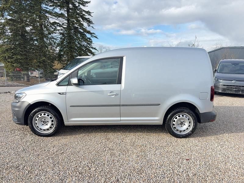 Gebraucht VW Caddy 131 PS (96 kW) 2020 Silber (metallic) Van / Kleinbus