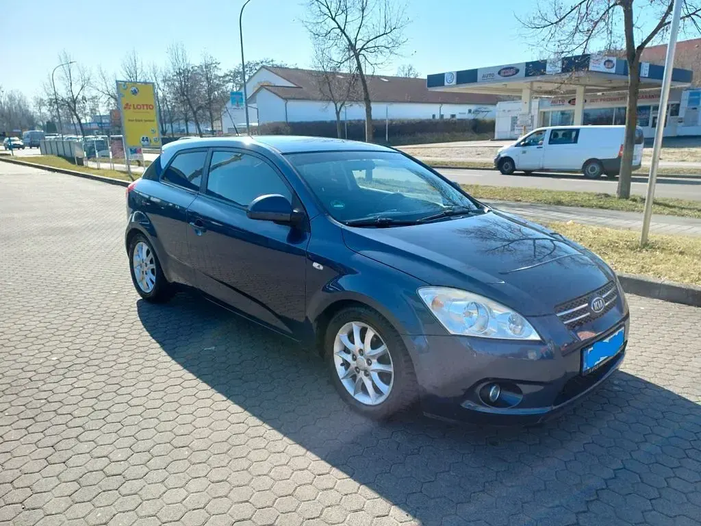 Gebraucht Kia ProCeed EX 126 PS (92 kW) 2009 Blau Kleinwagen
