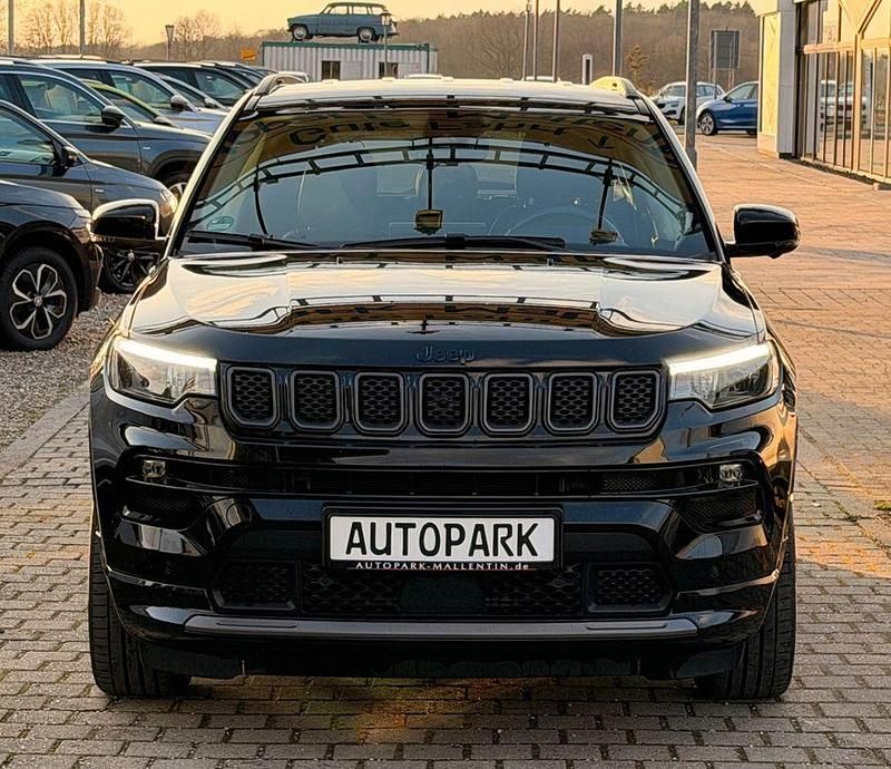 Gebraucht Jeep Compass 241 PS (177 kW) 2022 Schwarz SUV