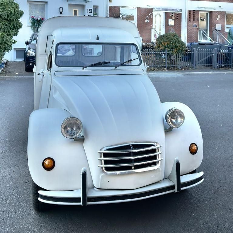 Second-hand Citroën 2CV 33 CP (24 kW) 1974 Gri Berlinǎ