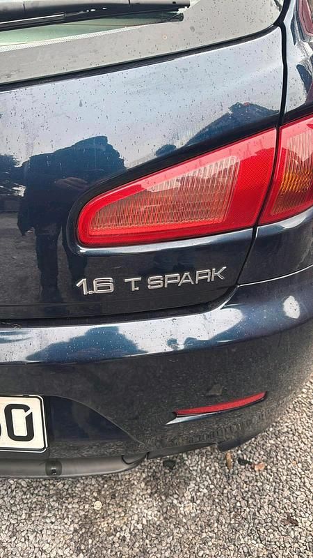 Gebraucht Alfa Romeo 147 105 PS (77 kW) 2009 Blau Kleinwagen