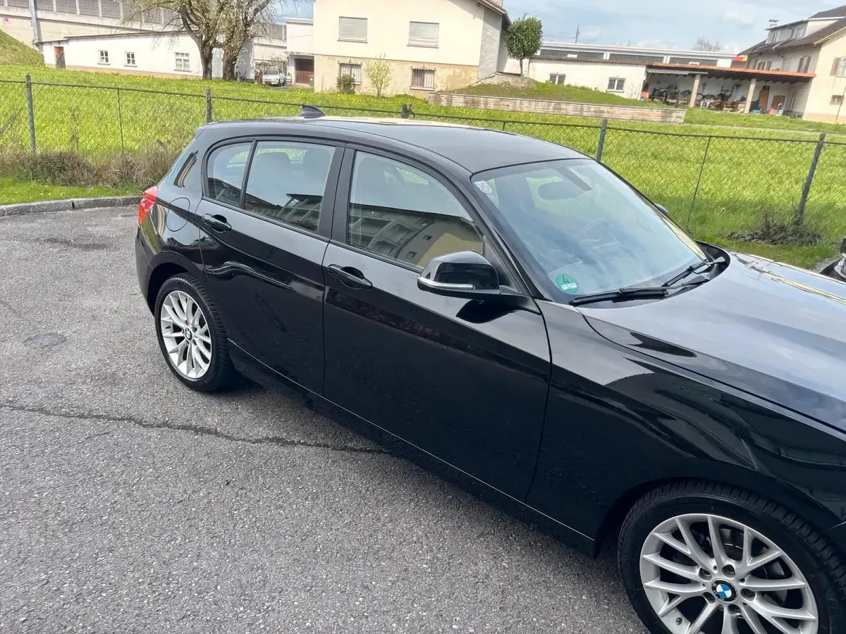Gebraucht BMW 118 136 PS (100 kW) 2017 Schwarz Kleinwagen