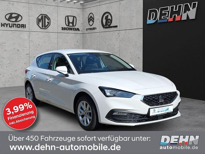 Candy weiss Gebraucht 2021 Seat Leon Style Limousine | 17.450 € (Fairer Preis) - Bild 1/4