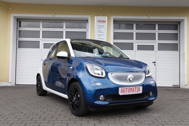 Blau Gebraucht 2016 Smart ForFour Limousine | 12.990 € (Fairer Preis) - Bild 1/4