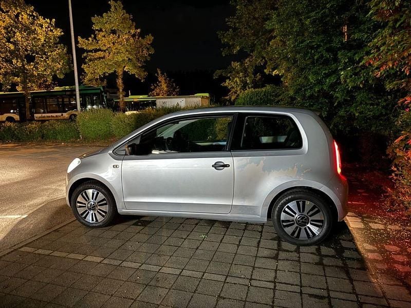 Gebraucht Skoda Citigo Active 60 PS (44 kW) 2016 Silber Kleinwagen