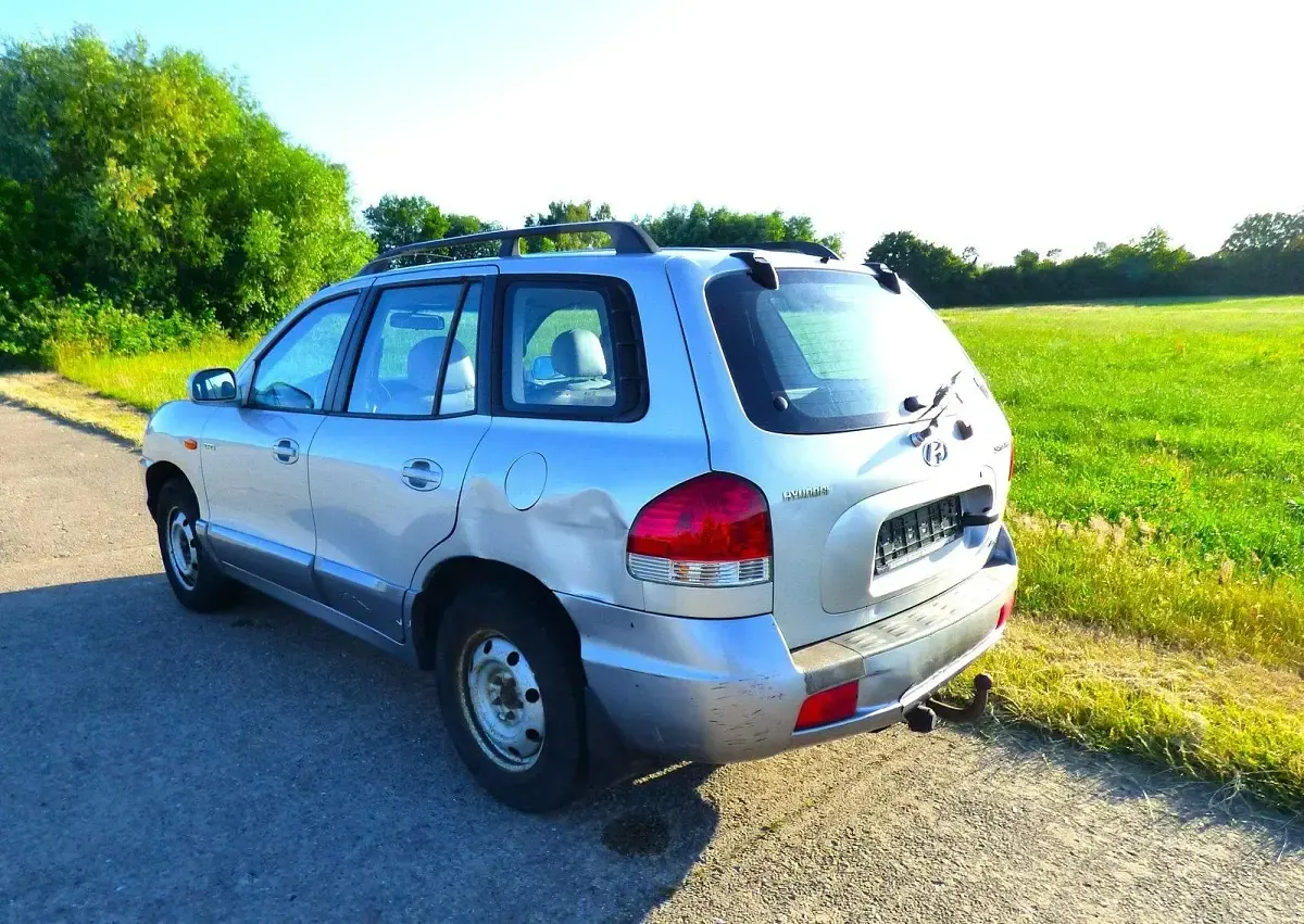 Gebraucht Hyundai Santa Fe 125 PS (91 kW) 2005 Silber SUV