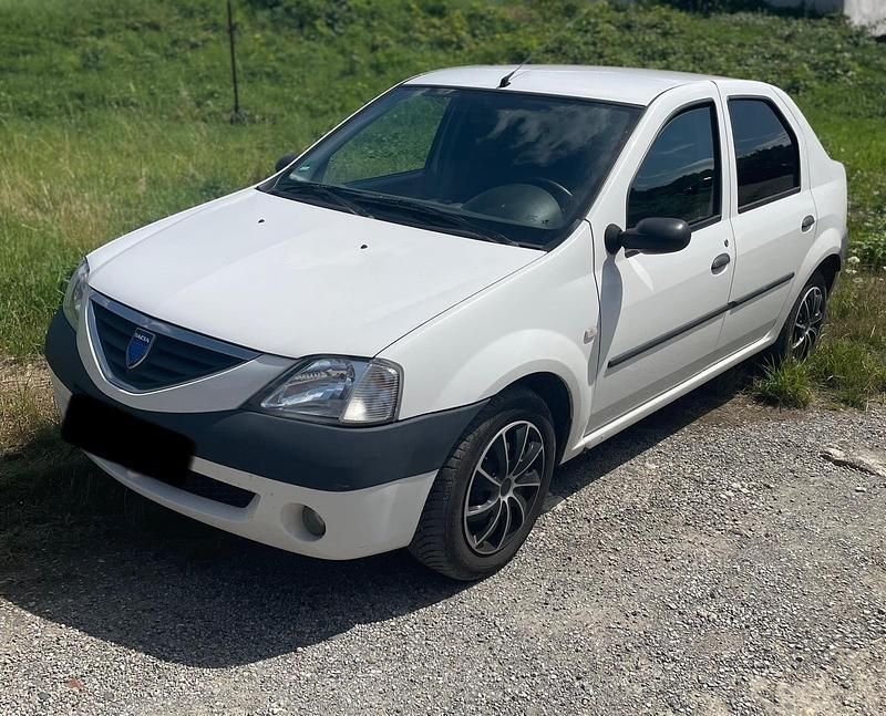 Weiß Gebraucht 2006 Dacia Logan Lauréate Limousine | 1.200 € (Guter Preis) - Bild 1/4